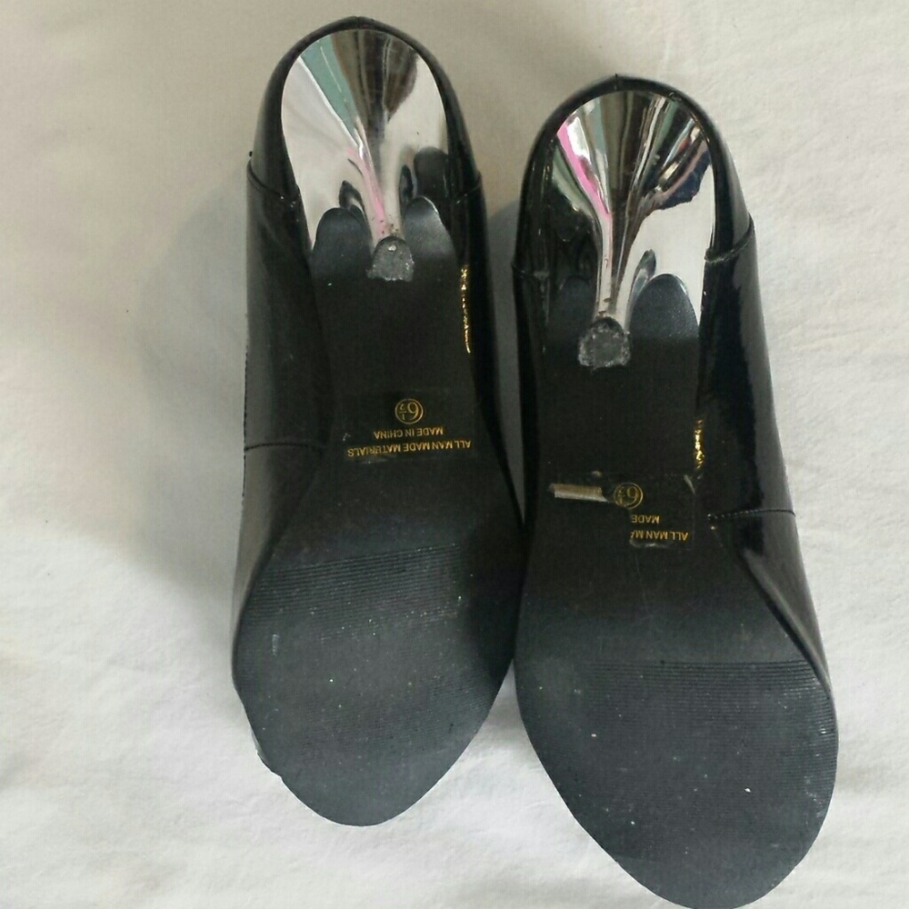 "Delicious" Heels - Picture 4 of 5